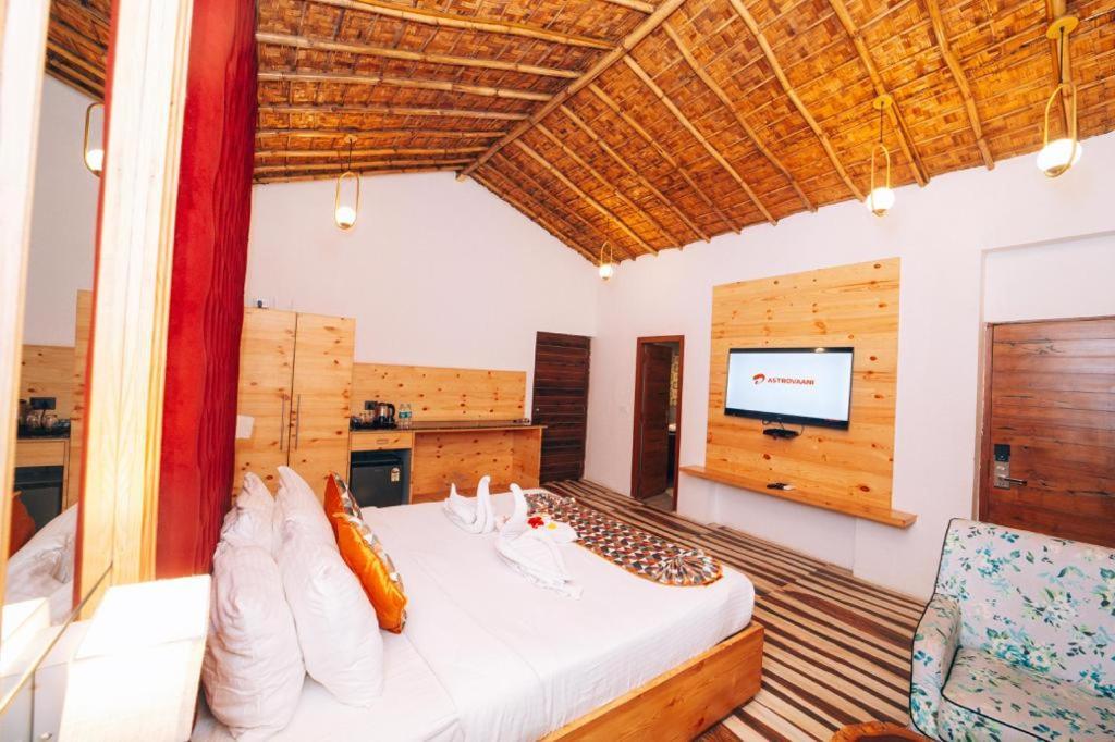 5 Senses Corbett Richness Luxuries Resort ! Destination Wedding & Corporate Events Ramnagar  Luaran gambar